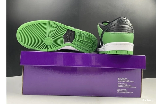 BQ6817-302 Low Green Nike Classic SB Dunk 0210